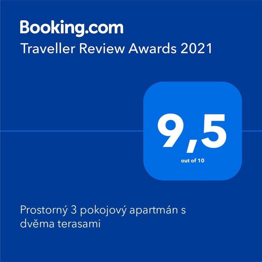 Prostorny 3 Pokojovy Apartman S Dvema Terasami Prága Kültér fotó