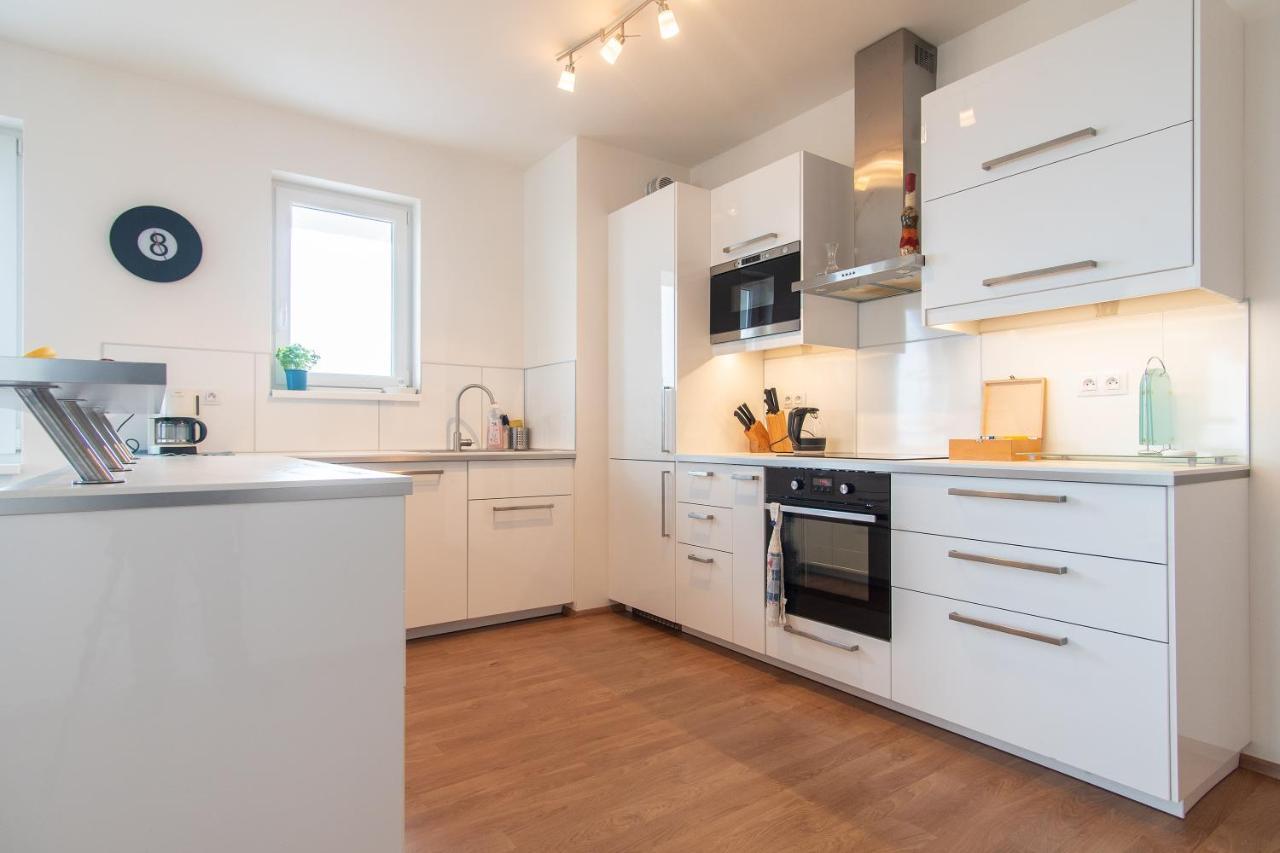 Prostorny 3 Pokojovy Apartman S Dvema Terasami Prága Kültér fotó